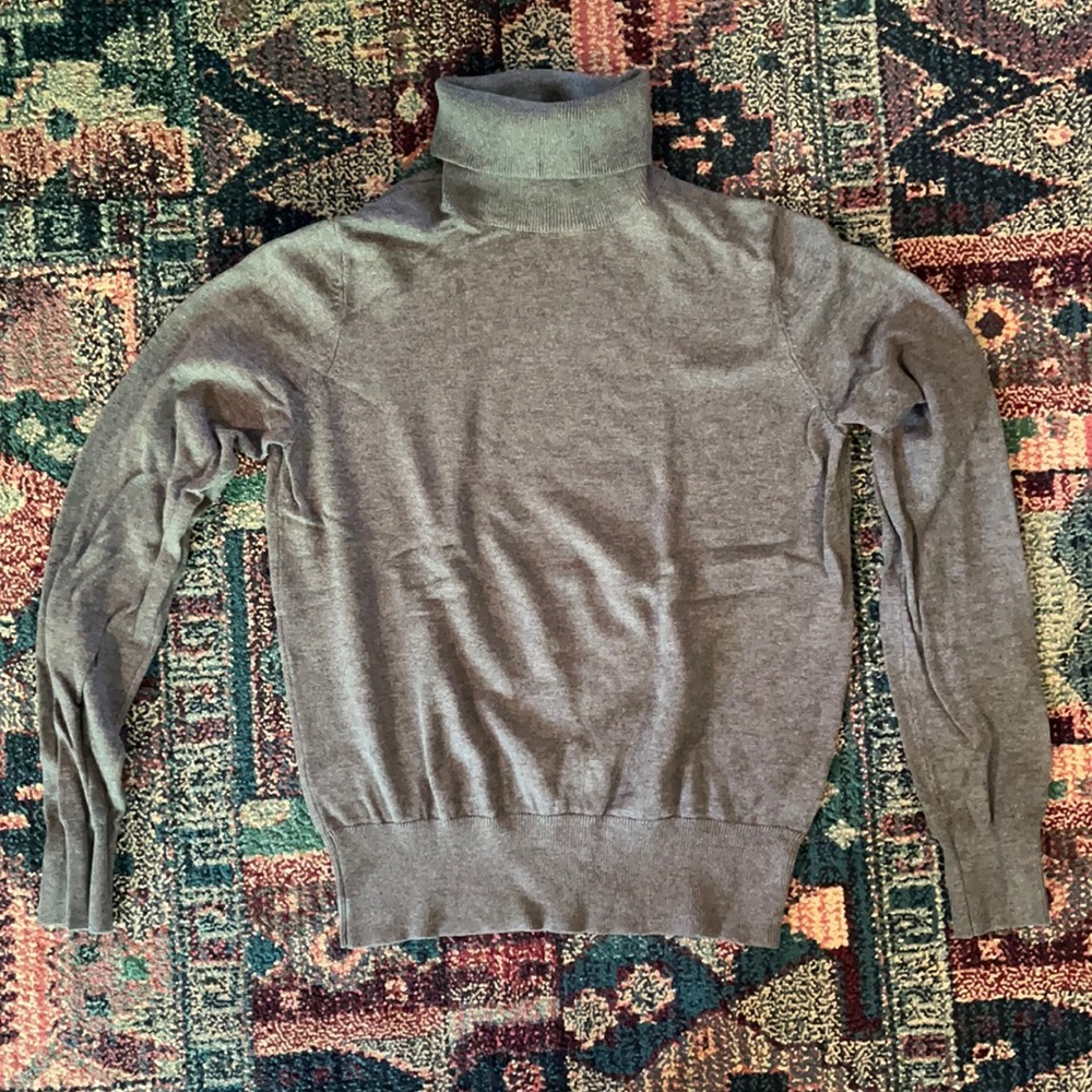 Grey turtleneck sweater